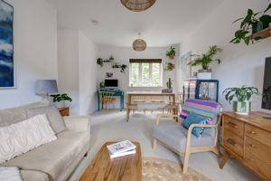 Photo 11- click for photo gallery